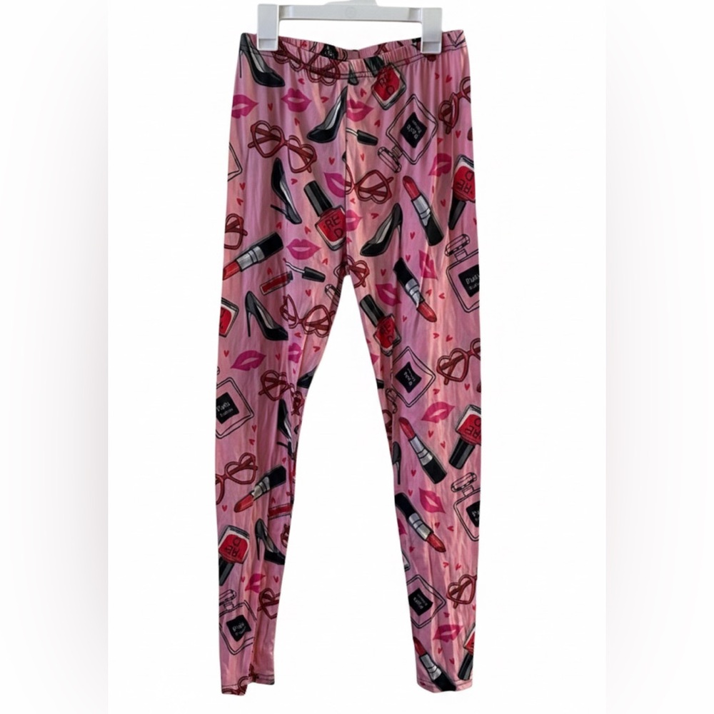 Two Left Feet Valentines Makeup Love Leggings S/M NWOT Pink Heart Lips